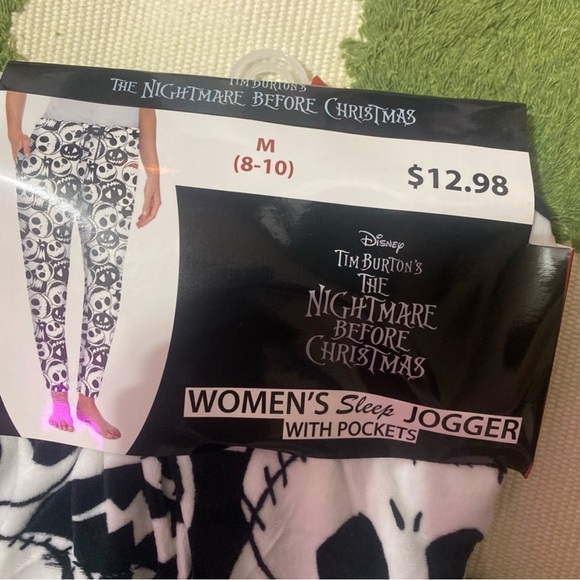 NIGHTMARE BEFORE CHRISTMAS SLEEPING JOGGERS - Picture 2 of 3